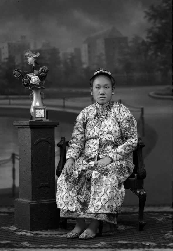 Liang Ewe, Phuket woman in Baba-Peranakan style clothing, no date given.